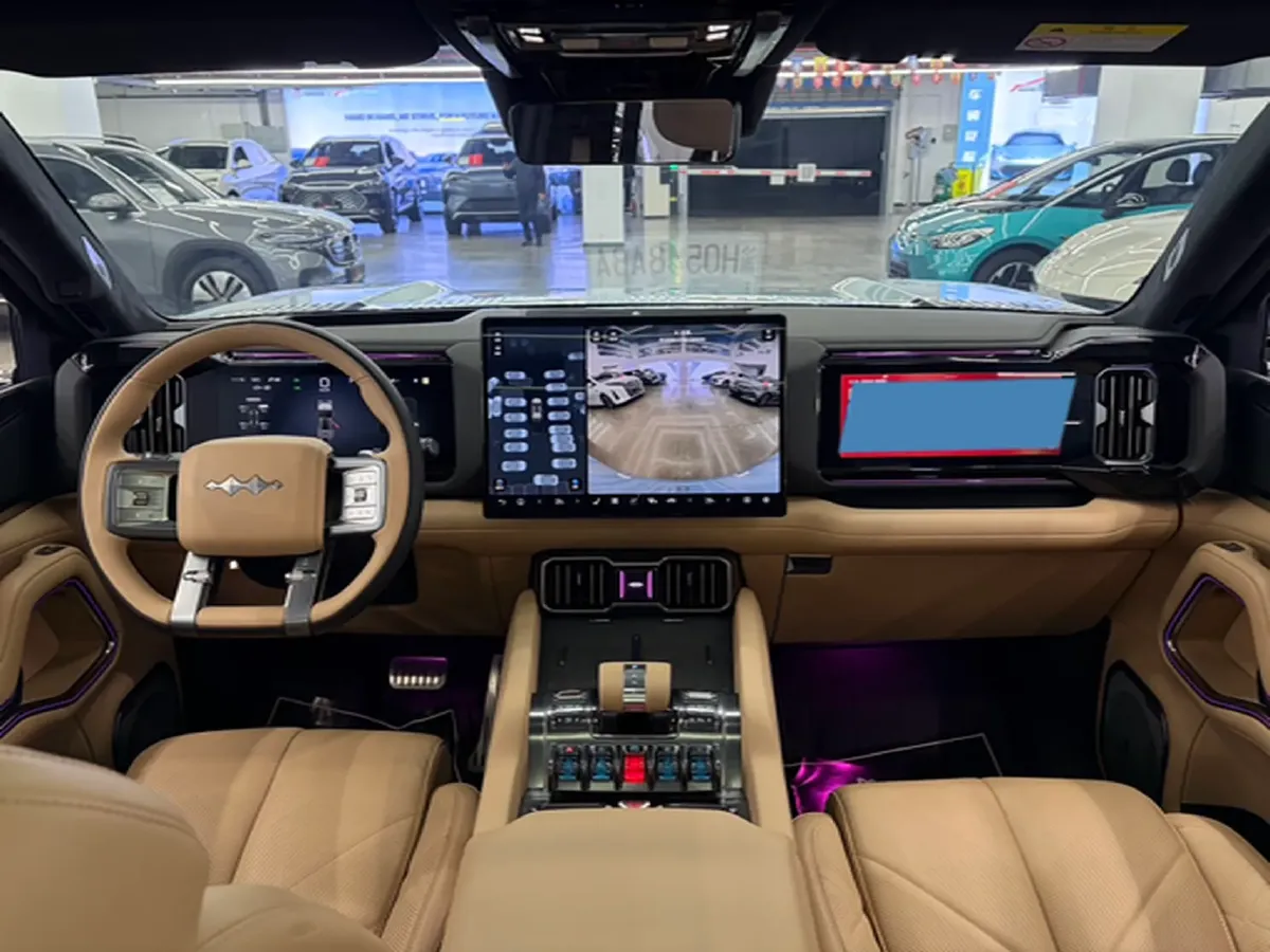 2025 FangChengBao Bao 8 2.0T 245HP L4 E-CVT PHEV 36.8KWH,autocango,china used car exporter,china ev exporter,chinese used car exporter,chinese used ev exporter