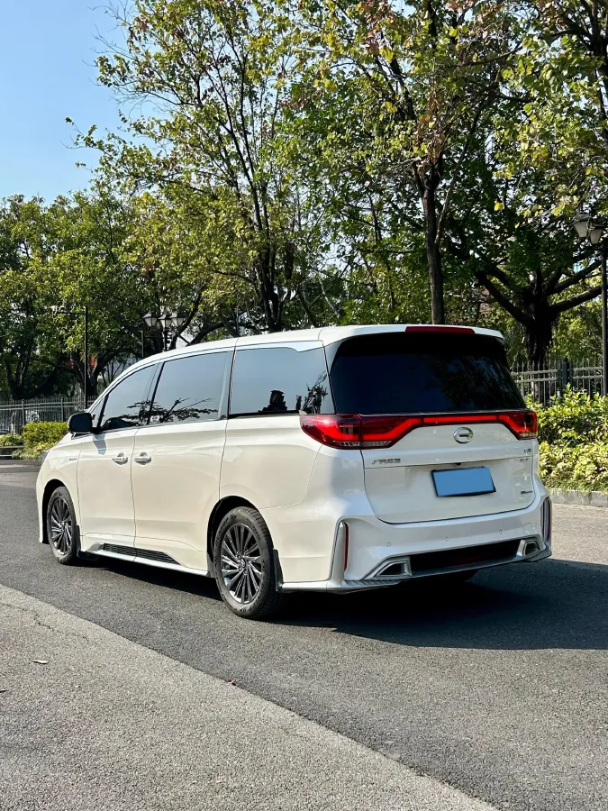 2021 GAC Trumpchi M8 2.0T 252HP L4 8AT,autocango,china used car exporter,china ev exporter,chinese used car exporter,chinese used ev exporter