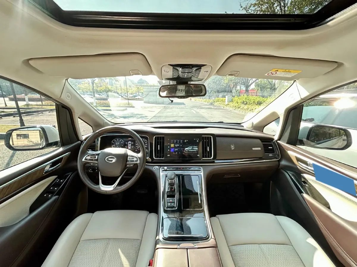 2021 GAC Trumpchi M8 2.0T 252HP L4 8AT,autocango,china used car exporter,china ev exporter,chinese used car exporter,chinese used ev exporter