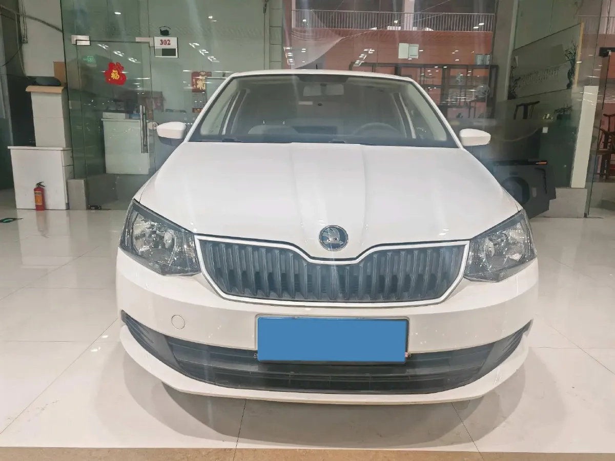 2017 Skoda Fabia 1.4L 90HP L4 6AT,autocango,china used car exporter,china ev exporter,chinese used car exporter,chinese used ev exporter