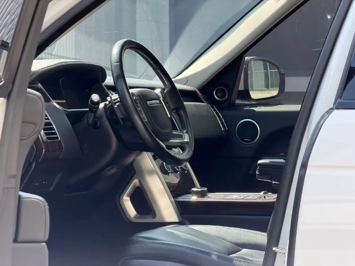 2017 Land Rover Range Rover 3.0T 340HP V6 8AT,autocango,china used car exporter,china ev exporter,chinese used car exporter,chinese used ev exporter