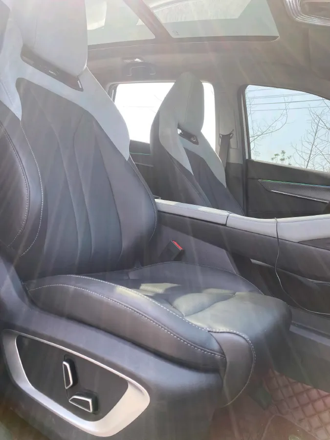 2025 ChangAn CS75 Plus 1.5T 188HP L4 8AT,autocango,china used car exporter,china ev exporter,chinese used car exporter,chinese used ev exporter