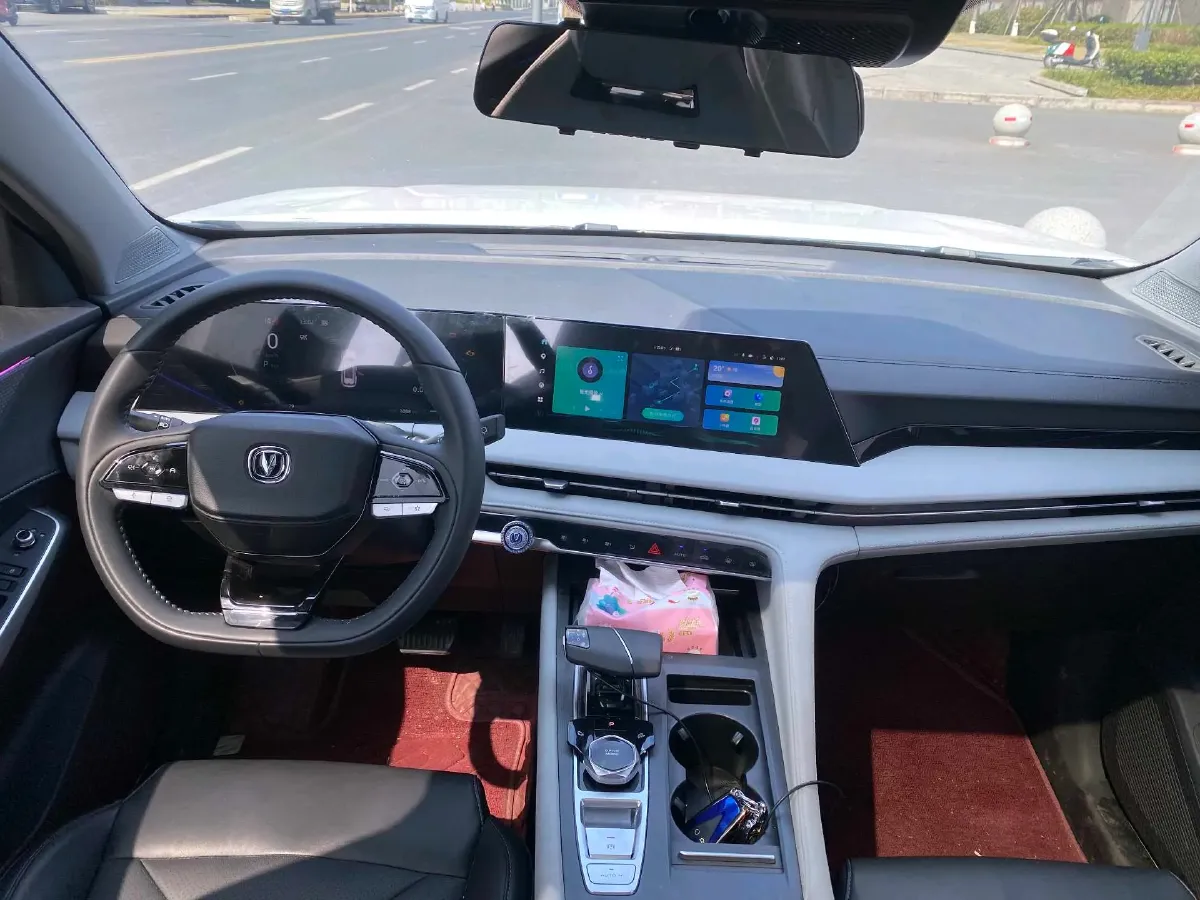 2025 ChangAn CS75 Plus 1.5T 188HP L4 8AT,autocango,china used car exporter,china ev exporter,chinese used car exporter,chinese used ev exporter