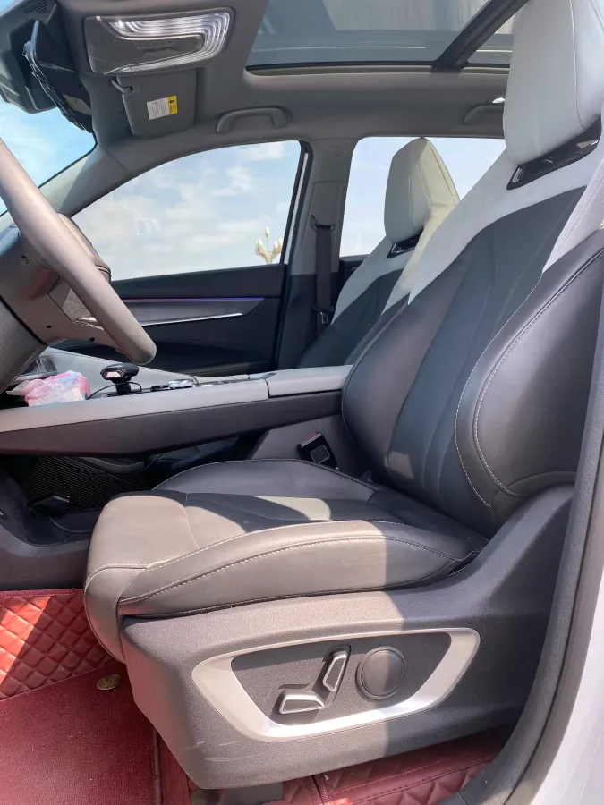 2025 ChangAn CS75 Plus 1.5T 188HP L4 8AT,autocango,china used car exporter,china ev exporter,chinese used car exporter,chinese used ev exporter