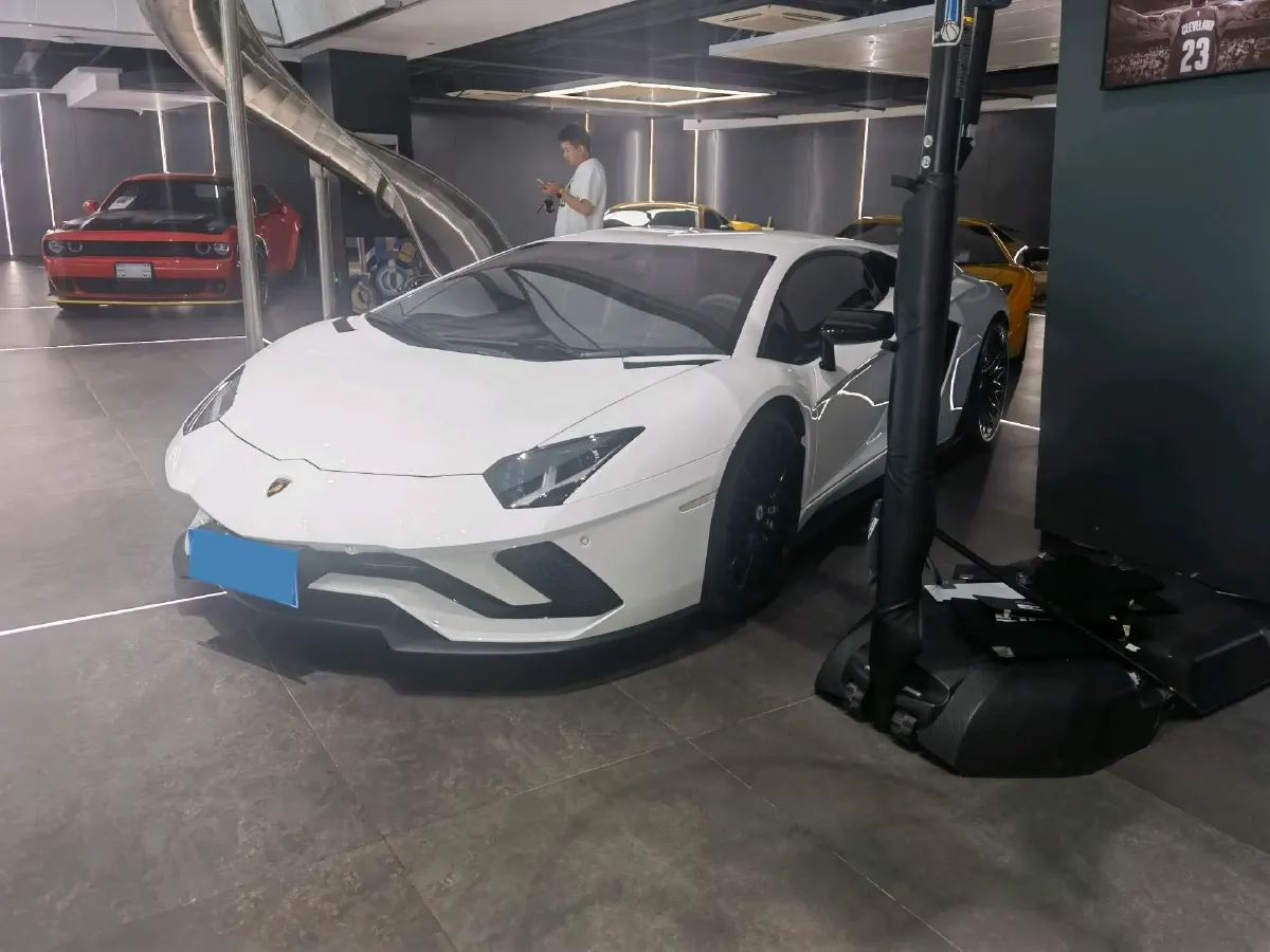 2017 BiSu M3 1.5L 114HP L4 5MT,autocango,china used car exporter,china ev exporter,chinese used car exporter,chinese used ev exporter