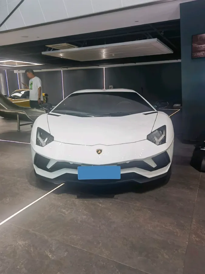 2017 BiSu M3 1.5L 114HP L4 5MT,autocango,china used car exporter,china ev exporter,chinese used car exporter,chinese used ev exporter