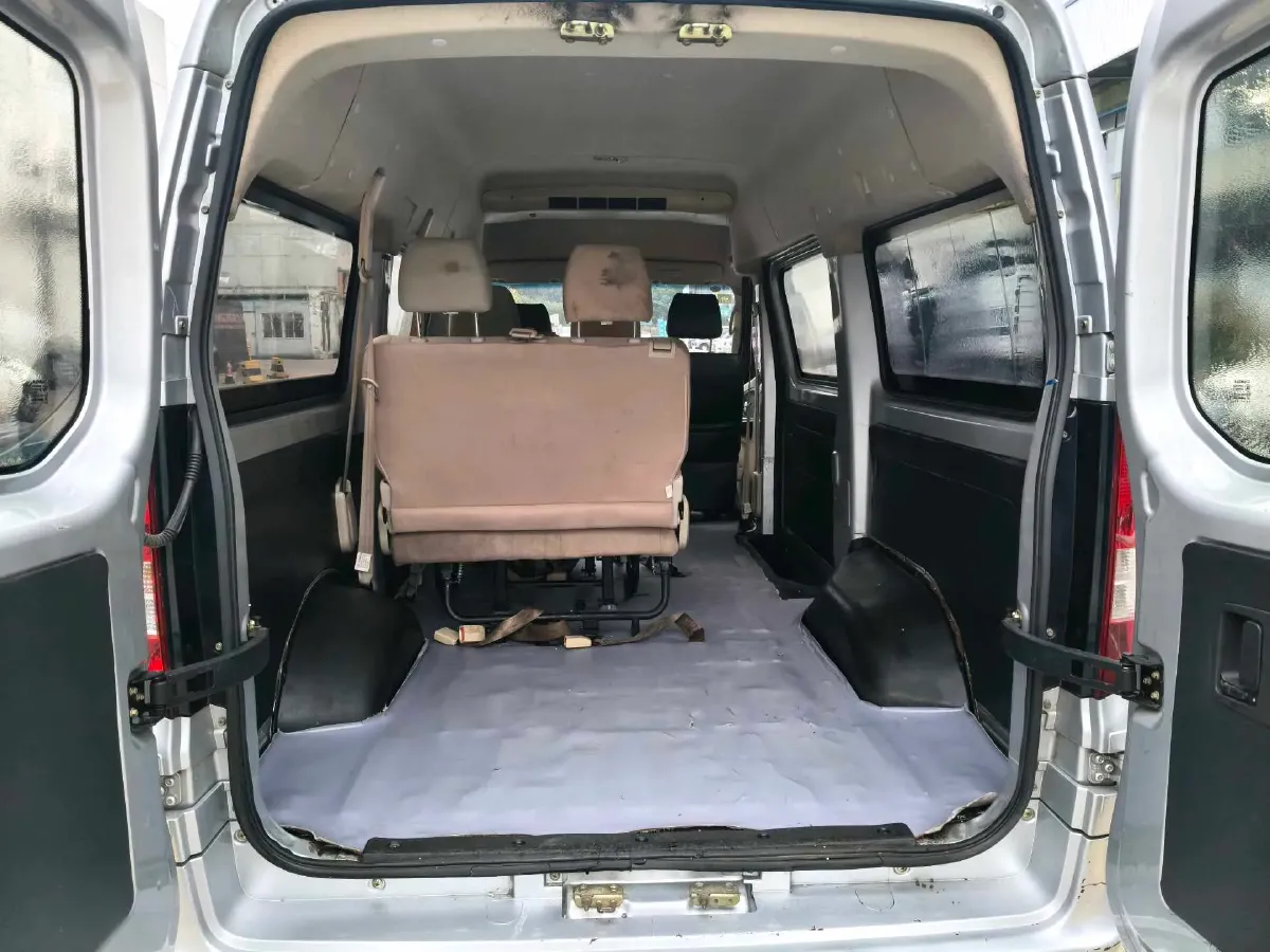 2019 JMC YuHu 5 2.0T 142HP L4 6MT,autocango,china used car exporter,china ev exporter,chinese used car exporter,chinese used ev exporter