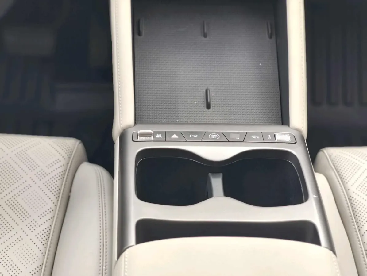 2025 BYD YuanUP BEV 45.12KWH,autocango,china used car exporter,china ev exporter,chinese used car exporter,chinese used ev exporter