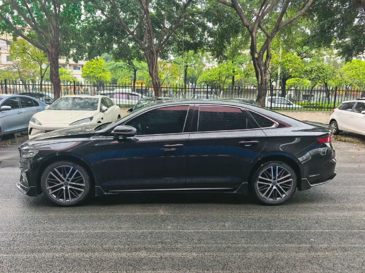 2023 Geely Preface 1.5T 181HP L4 7DCT,autocango,china used car exporter,china ev exporter,chinese used car exporter,chinese used ev exporter