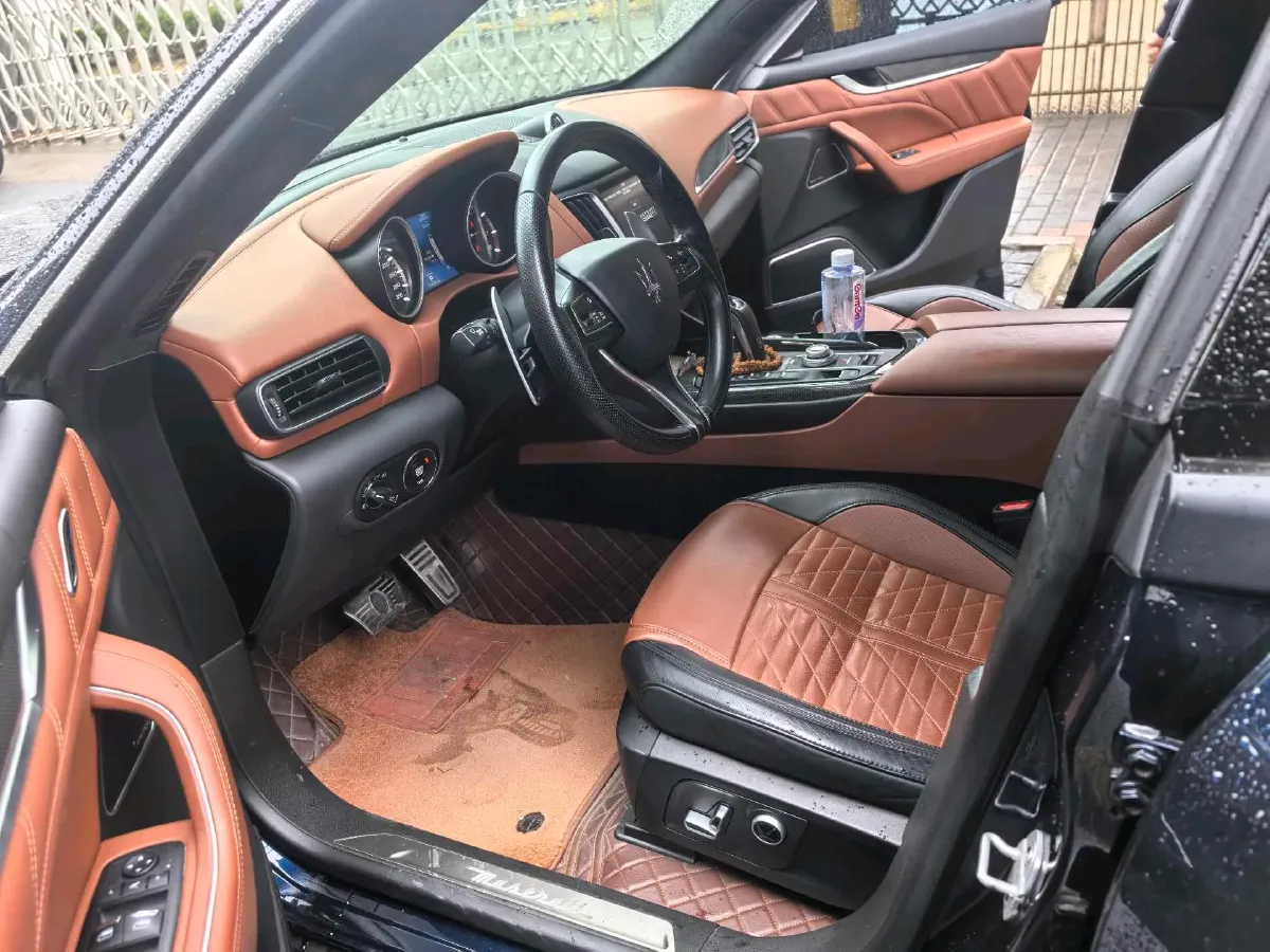 2019 Maserati Levante 3.0T 350HP V6 8AT,autocango,china used car exporter,china ev exporter,chinese used car exporter,chinese used ev exporter