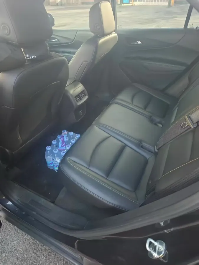 2022 Chevrolet Equinox 1.5T 169HP L4 6AT,autocango,china used car exporter,china ev exporter,chinese used car exporter,chinese used ev exporter