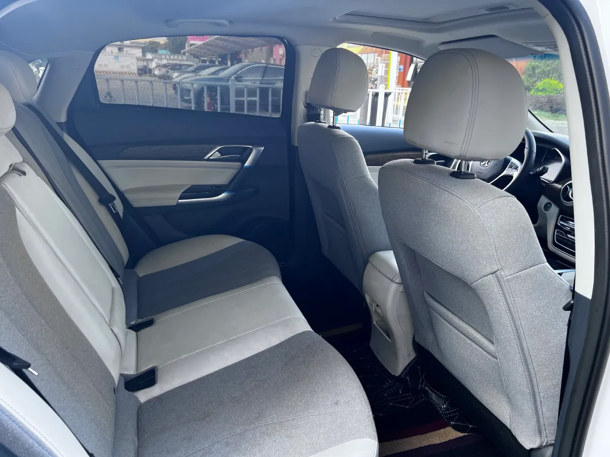 2018 BeiJing Auto EU5 BEV 53.66KWH,autocango,china used car exporter,china ev exporter,chinese used car exporter,chinese used ev exporter