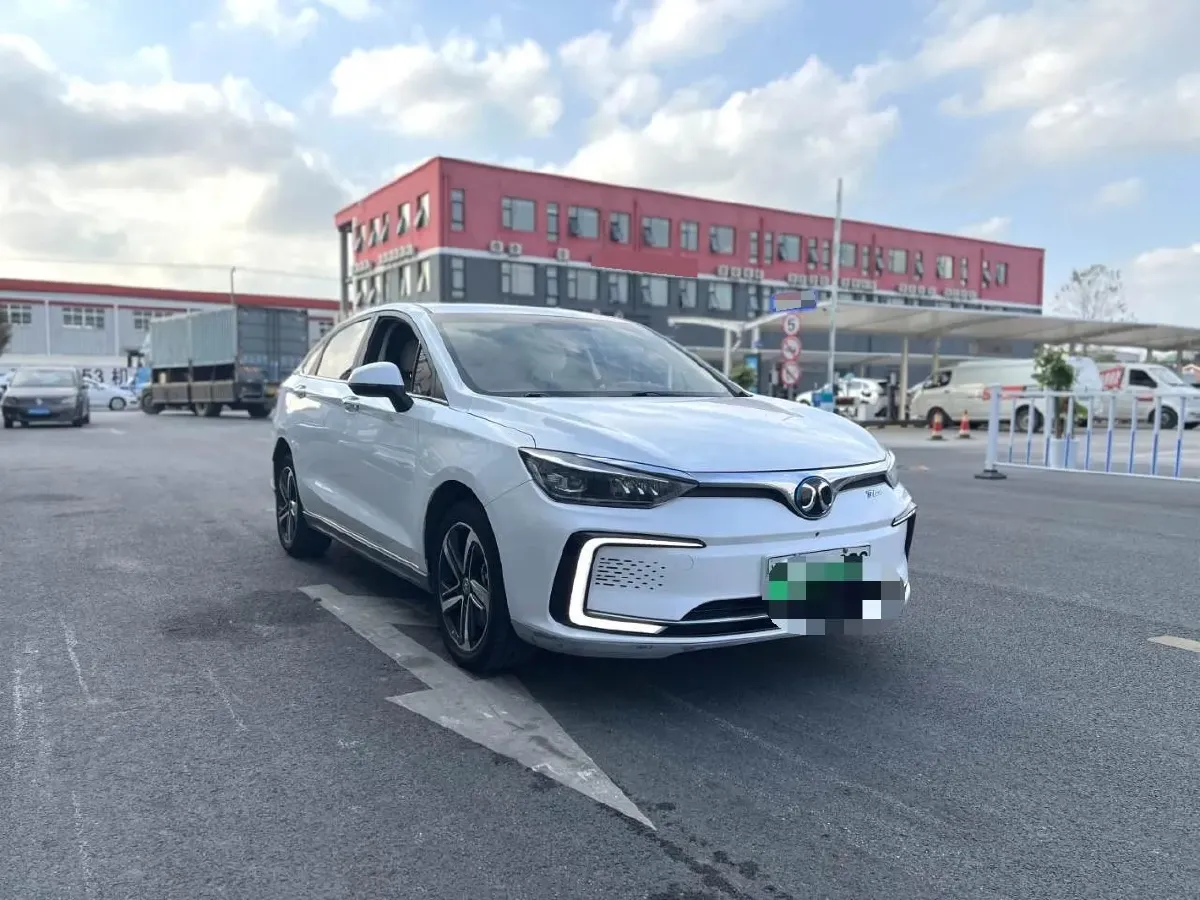 2018 BeiJing Auto EU5 BEV 53.66KWH,autocango,china used car exporter,china ev exporter,chinese used car exporter,chinese used ev exporter