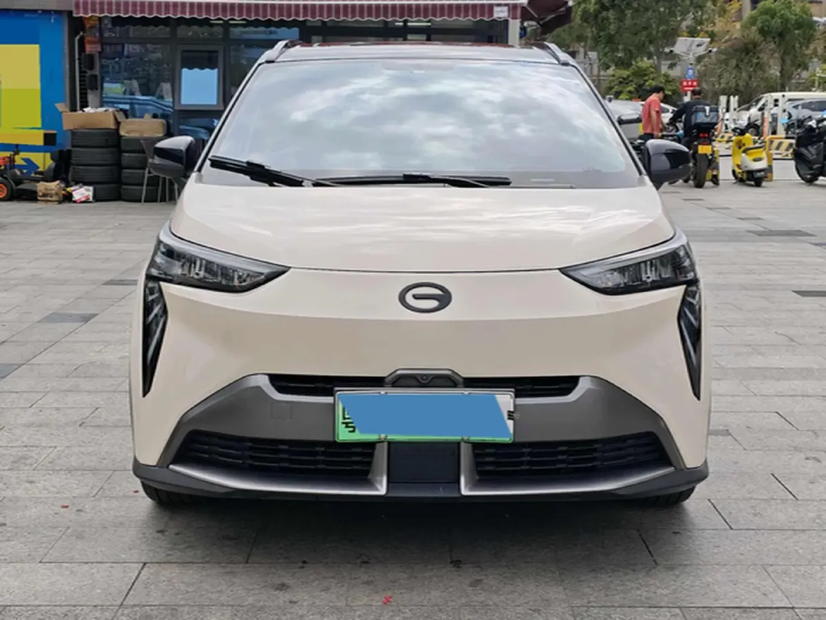 2022 Geely Okavango 1.8T 184HP L4 7DCT,autocango,china used car exporter,china ev exporter,chinese used car exporter,chinese used ev exporter