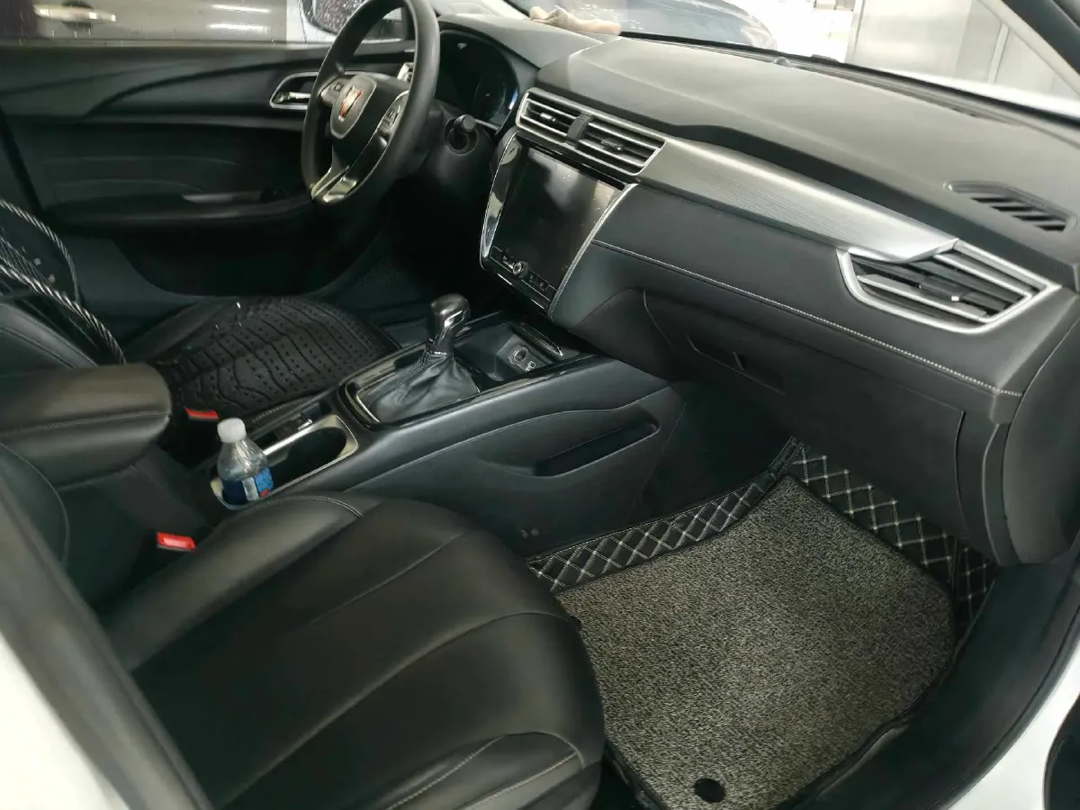 2019 Roewe i5 1.5L 120HP L4 CVT,autocango,china used car exporter,china ev exporter,chinese used car exporter,chinese used ev exporter