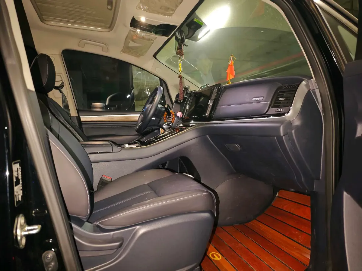 2021 GAC Trumpchi M8 2.0T 252HP L4 8AT,autocango,china used car exporter,china ev exporter,chinese used car exporter,chinese used ev exporter