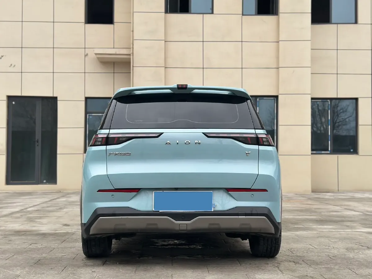 2022 Geely Okavango 1.8T 184HP L4 7DCT,autocango,china used car exporter,china ev exporter,chinese used car exporter,chinese used ev exporter