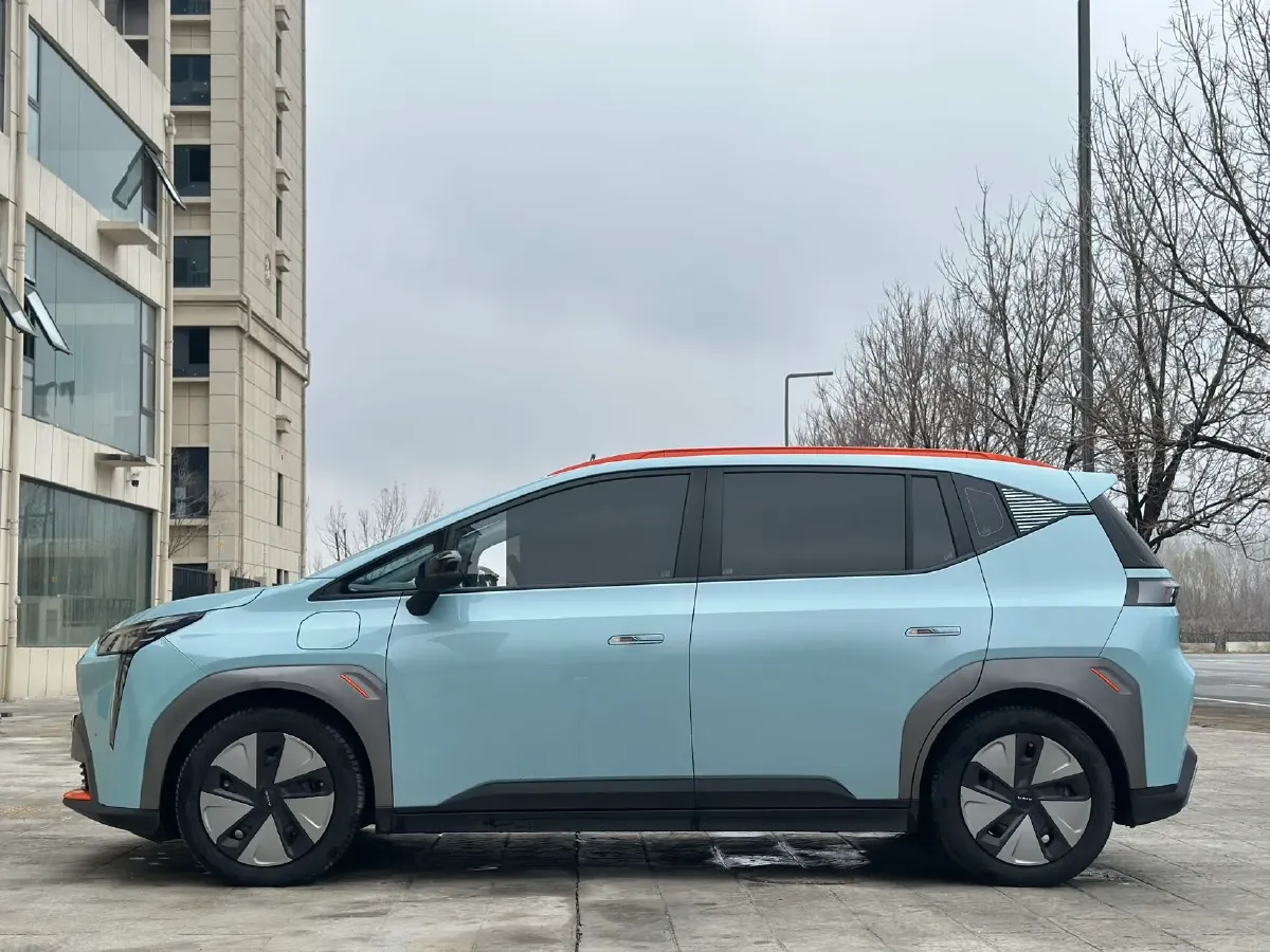 2022 Geely Okavango 1.8T 184HP L4 7DCT,autocango,china used car exporter,china ev exporter,chinese used car exporter,chinese used ev exporter