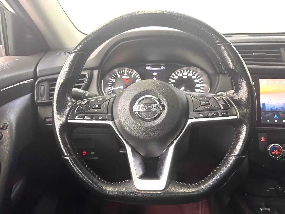 2020 Nissan X-Trail 2.0L 154HP L4 CVT,autocango,china used car exporter,china ev exporter,chinese used car exporter,chinese used ev exporter