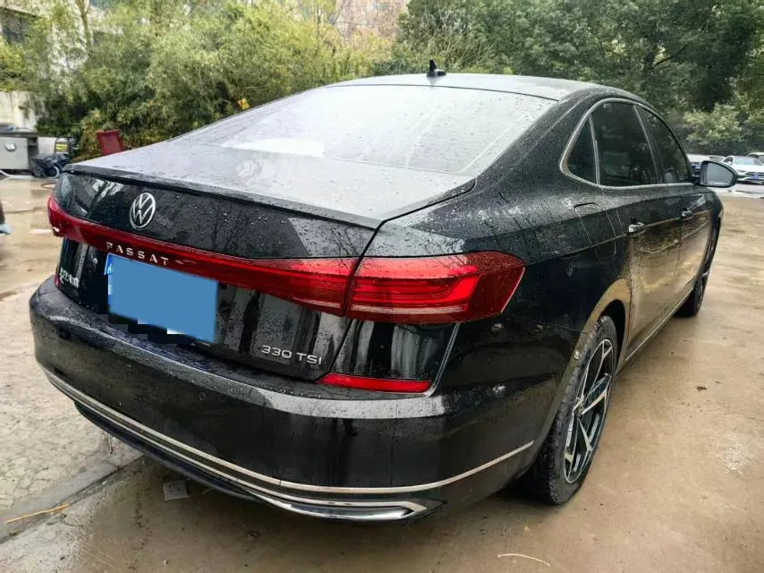 2024 Volkswagen Passat 2.0T 186HP L4 7DCT,autocango,china used car exporter,china ev exporter,chinese used car exporter,chinese used ev exporter