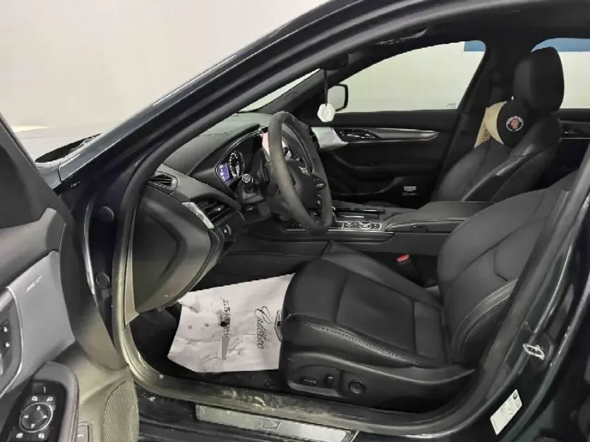 2021 Cadillac CT5 2.0T 237HP L4 10AT,autocango,china used car exporter,china ev exporter,chinese used car exporter,chinese used ev exporter