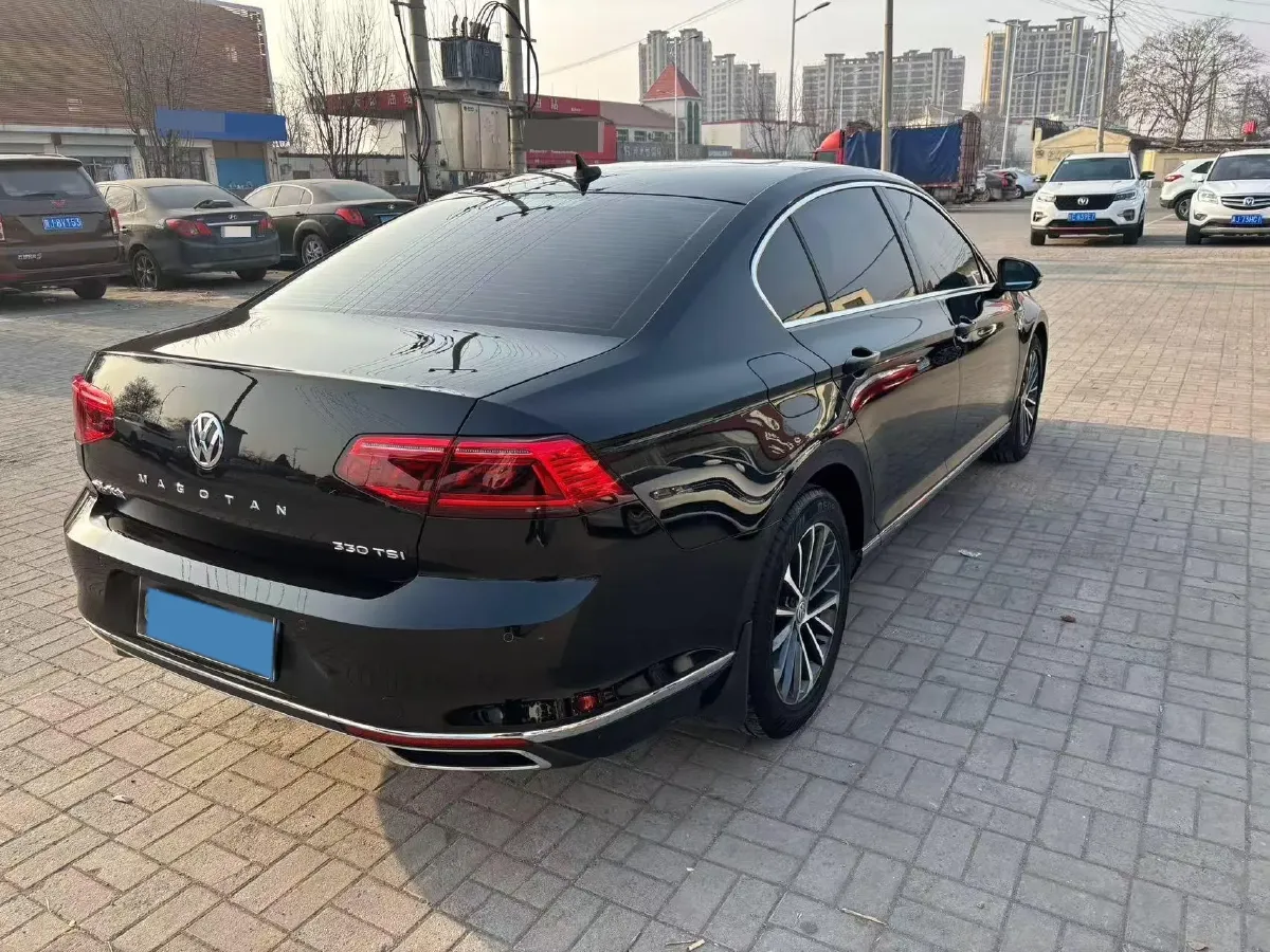 2020 Volkswagen Magotan 2.0T 186HP L4 7DCT,autocango,china used car exporter,china ev exporter,chinese used car exporter,chinese used ev exporter