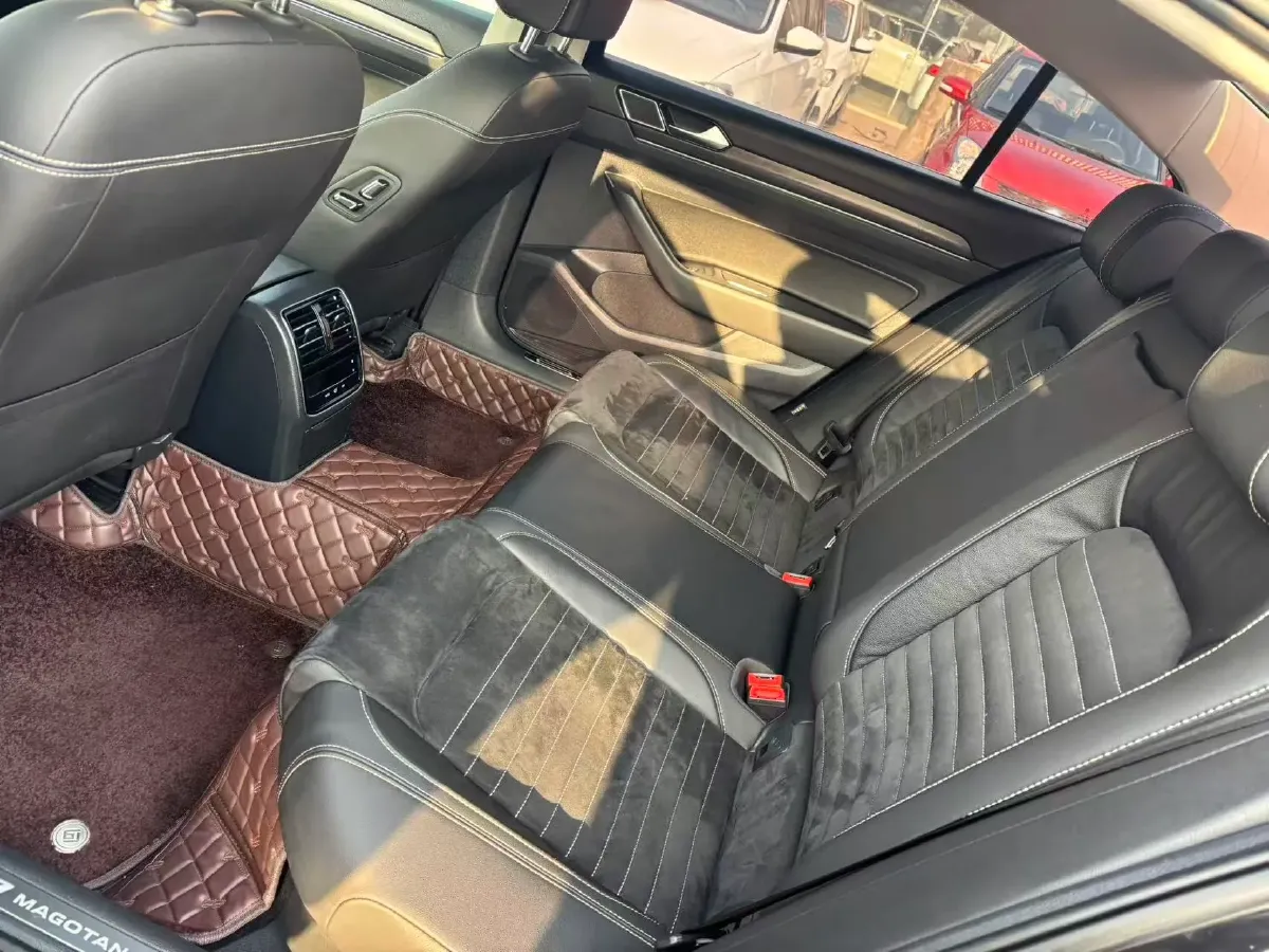 2020 Volkswagen Magotan 2.0T 186HP L4 7DCT,autocango,china used car exporter,china ev exporter,chinese used car exporter,chinese used ev exporter