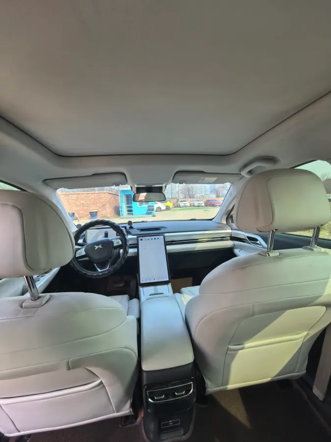 2024 Xpeng P5 BEV 55.4KWH,autocango,china used car exporter,china ev exporter,chinese used car exporter,chinese used ev exporter