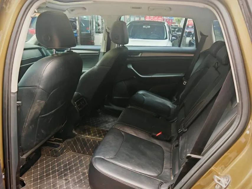 2017 Skoda Kodiak 1.8T 180HP L4 7DCT,autocango,china used car exporter,china ev exporter,chinese used car exporter,chinese used ev exporter