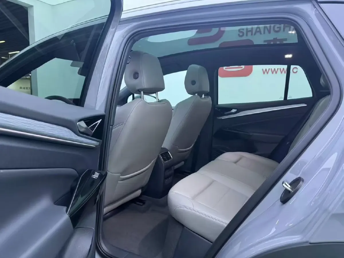 2024 Volkswagen ID.4 Crozz BEV 55.7KWH,autocango,china used car exporter,china ev exporter,chinese used car exporter,chinese used ev exporter