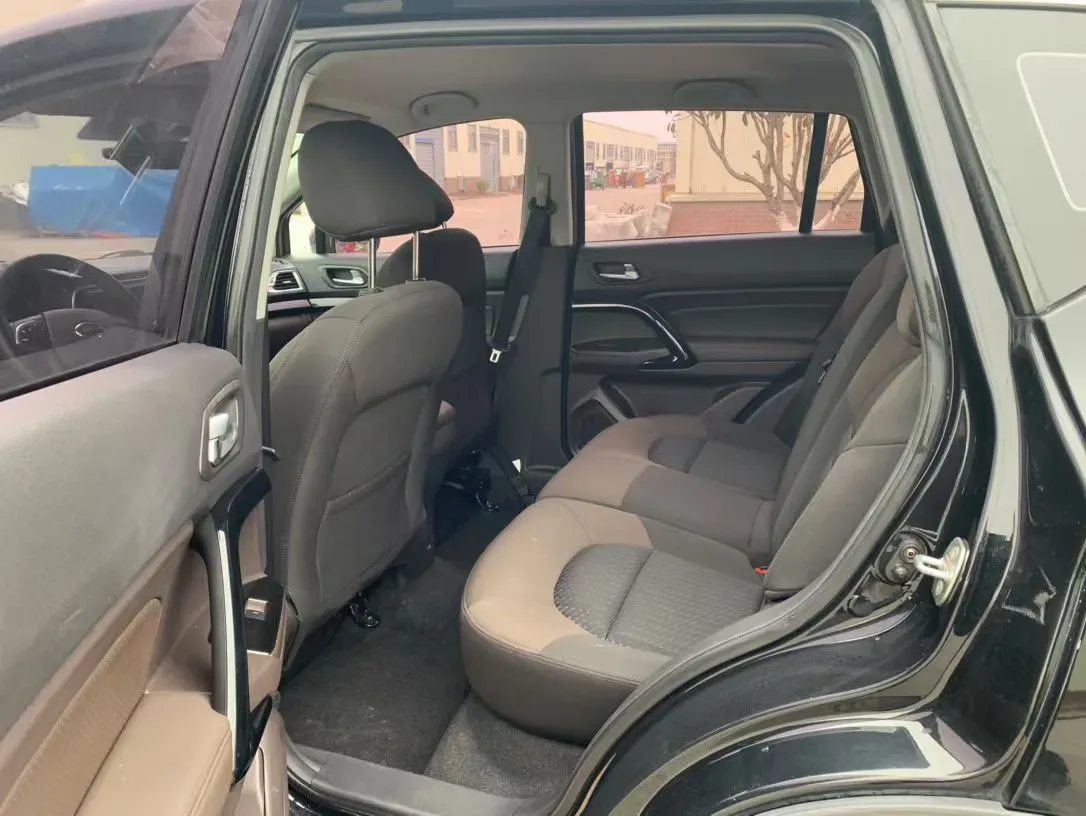 2017 GAC Trumpchi GS4 1.3T 137HP L4 5MT,autocango,china used car exporter,china ev exporter,chinese used car exporter,chinese used ev exporter