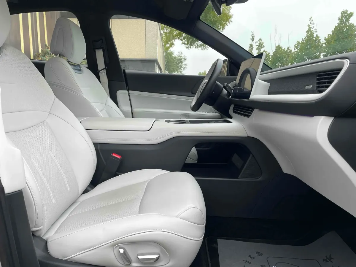 2023 Xpeng G6 BEV 87.5KWH,autocango,china used car exporter,china ev exporter,chinese used car exporter,chinese used ev exporter