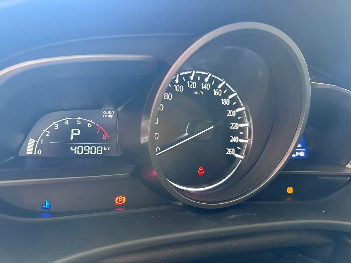 2021 Mazda CX-4 2.0L 158HP L4 6AT,autocango,china used car exporter,china ev exporter,chinese used car exporter,chinese used ev exporter