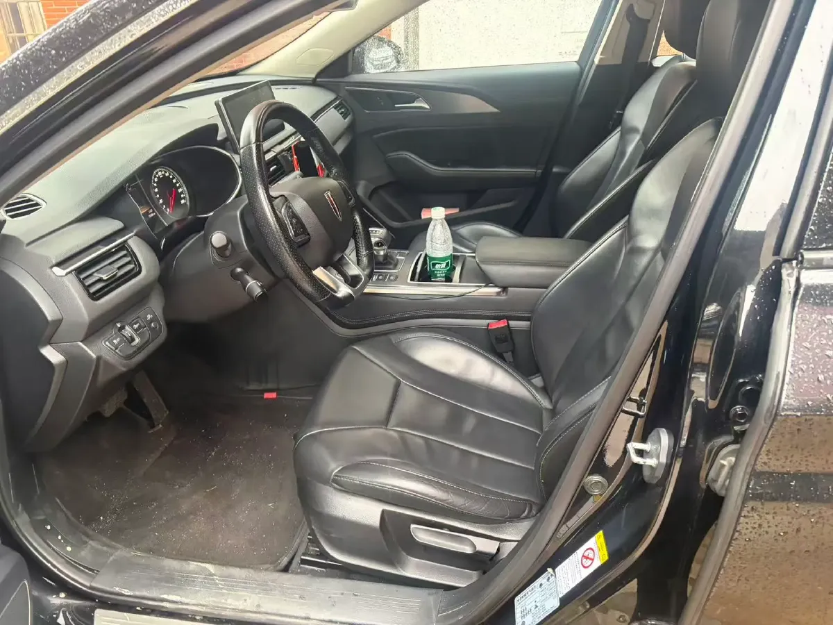 2022 HongQi H5 1.5T 169HP L4 7DCT,autocango,china used car exporter,china ev exporter,chinese used car exporter,chinese used ev exporter