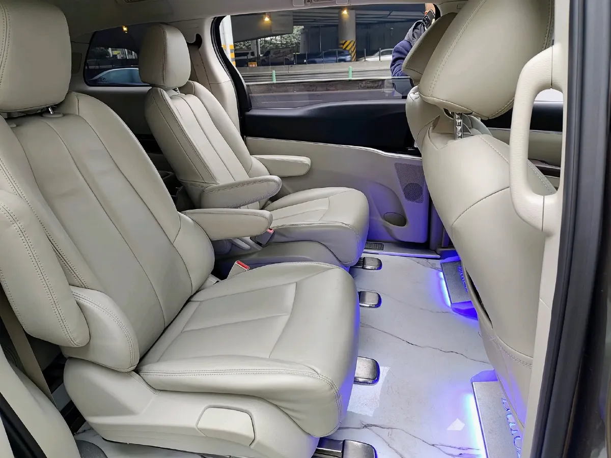 2021 Buick GL8 2.0T 237HP L4 9AT,autocango,china used car exporter,china ev exporter,chinese used car exporter,chinese used ev exporter