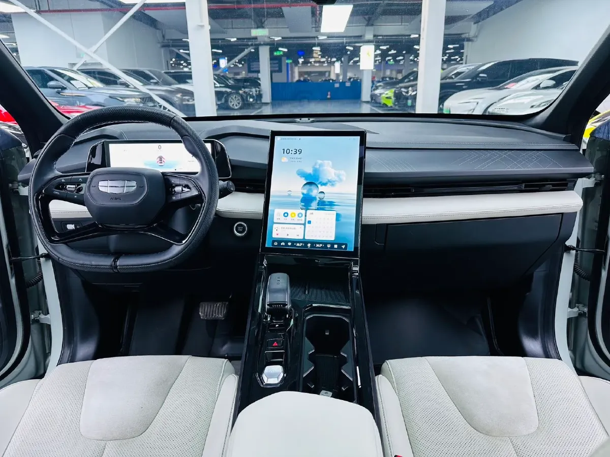 2023 Geely Azkarra 1.5T 181HP L4 7DCT,autocango,china used car exporter,china ev exporter,chinese used car exporter,chinese used ev exporter