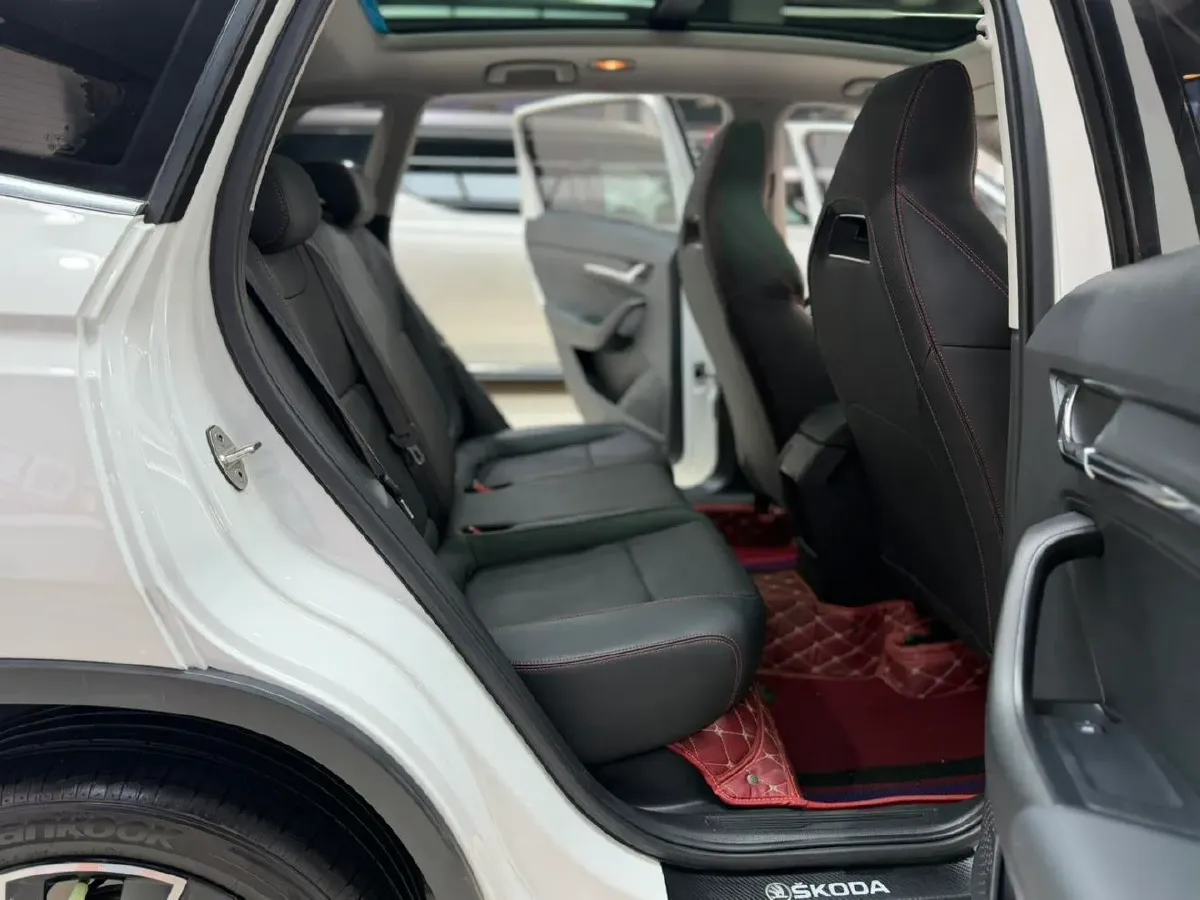 2022 Skoda Kamiq 1.5L 112HP L4 6AT,autocango,china used car exporter,china ev exporter,chinese used car exporter,chinese used ev exporter