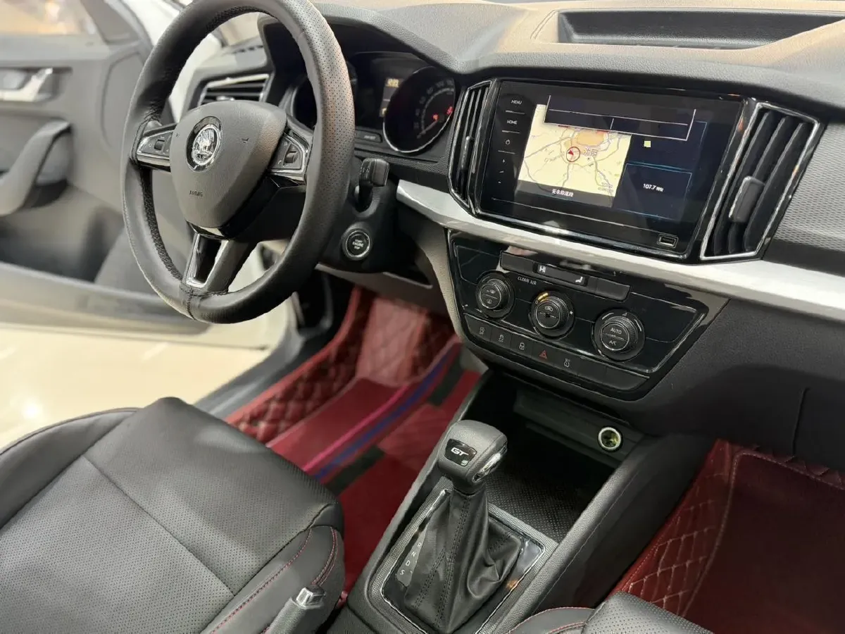 2022 Skoda Kamiq 1.5L 112HP L4 6AT,autocango,china used car exporter,china ev exporter,chinese used car exporter,chinese used ev exporter