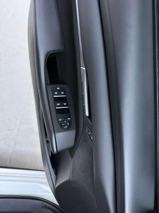 2021 Mazda 3 Axela 1.5L 117HP L4 6AT,autocango,china used car exporter,china ev exporter,chinese used car exporter,chinese used ev exporter