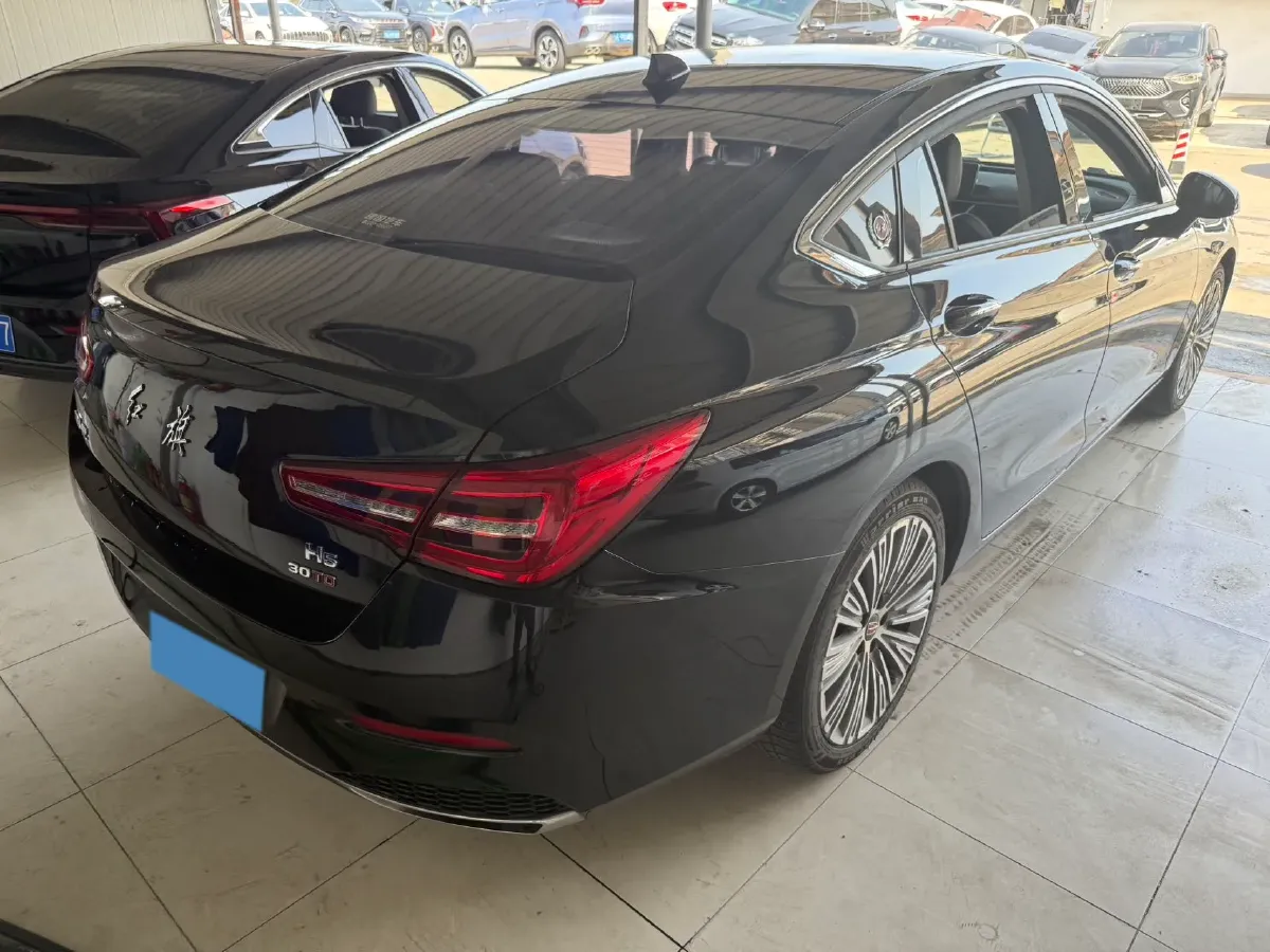 2022 HongQi H5 1.5T 169HP L4 7DCT,autocango,china used car exporter,china ev exporter,chinese used car exporter,chinese used ev exporter