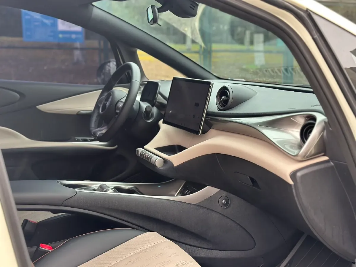 2024 BYD Dolphin BEV 44.928KWH,autocango,china used car exporter,china ev exporter,chinese used car exporter,chinese used ev exporter