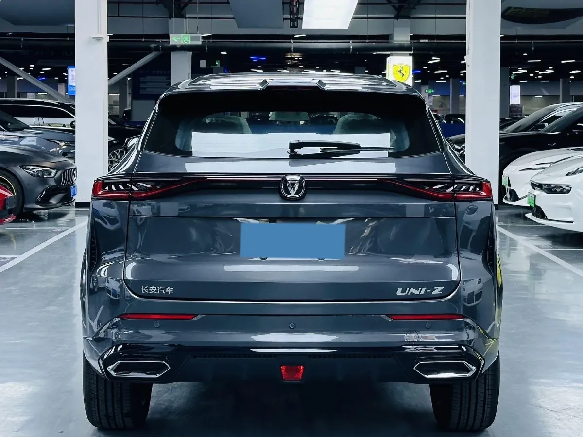 2025 ChangAn UNI-Z 1.5T 192HP L4 7DCT,autocango,china used car exporter,china ev exporter,chinese used car exporter,chinese used ev exporter