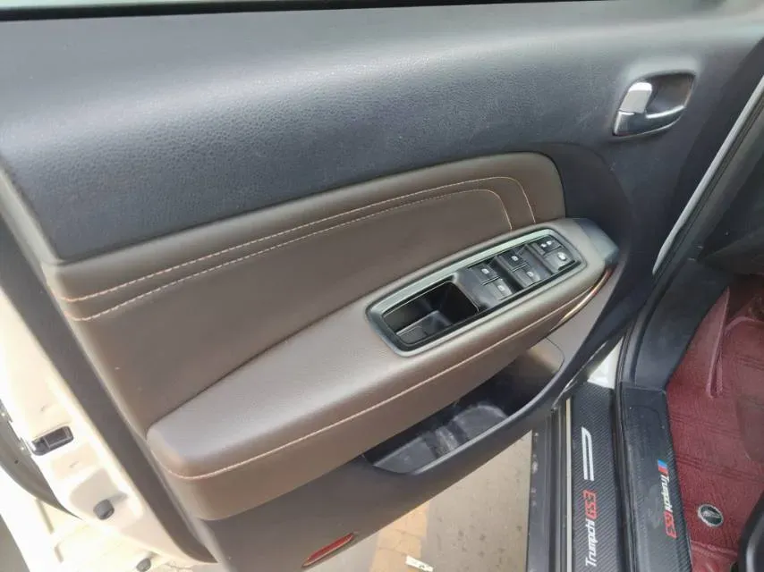 2019 GAC Trumpchi GS3 1.5T 163HP L3 6MT,autocango,china used car exporter,china ev exporter,chinese used car exporter,chinese used ev exporter