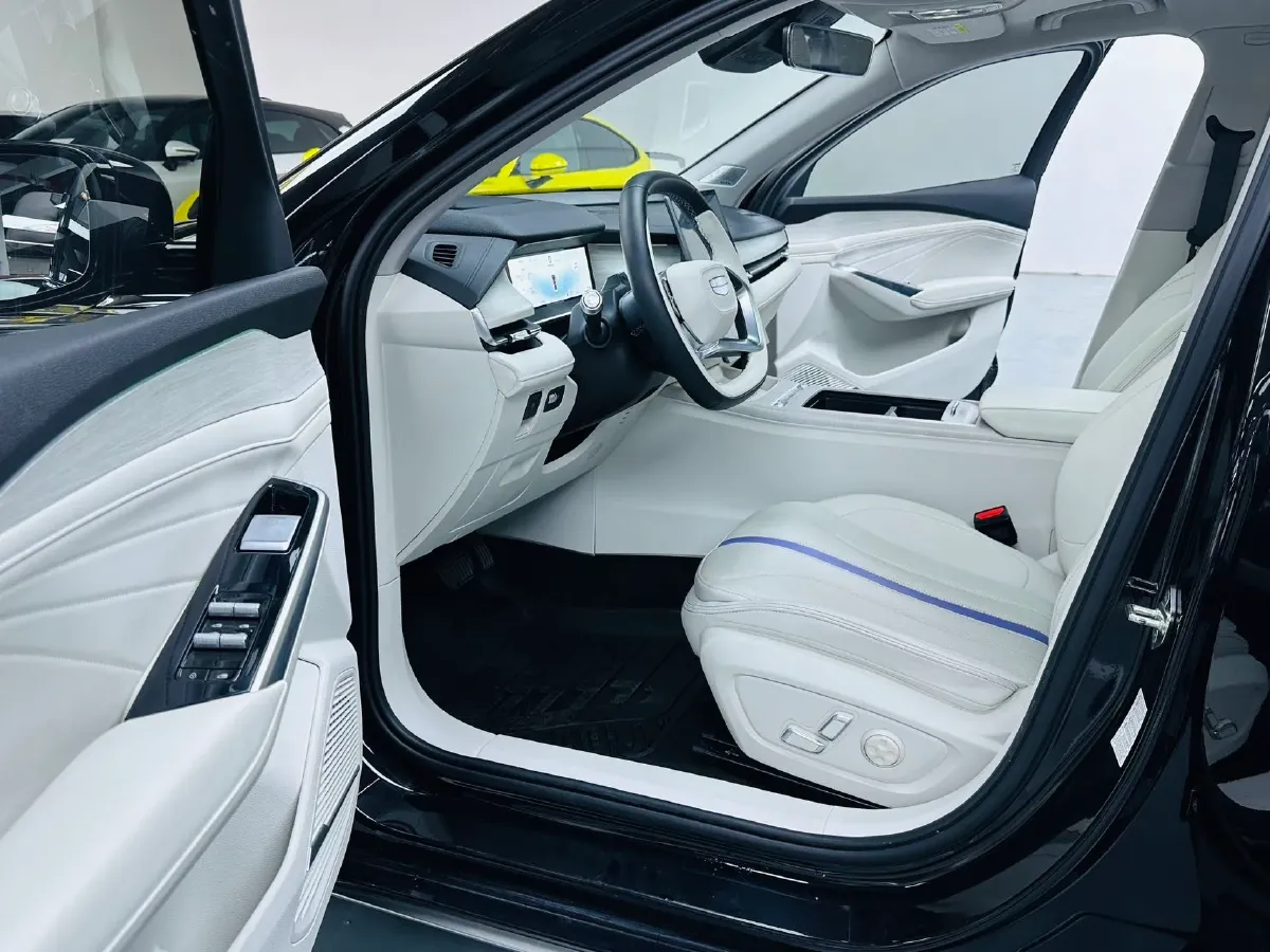 2024 Geely Preface 1.5T 163HP L4 3DHT Hybrid,autocango,china used car exporter,china ev exporter,chinese used car exporter,chinese used ev exporter