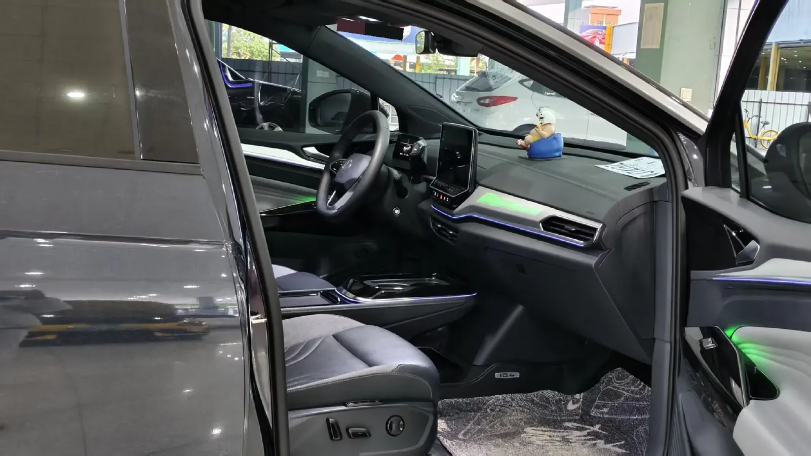 2024 Volkswagen ID.4 Crozz BEV 84.8KWH,autocango,china used car exporter,china ev exporter,chinese used car exporter,chinese used ev exporter