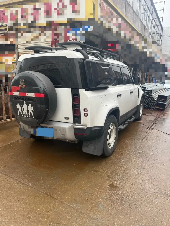 2022 Land Rover Defender 2.0T 300HP L4 8AT,autocango,china used car exporter,china ev exporter,chinese used car exporter,chinese used ev exporter
