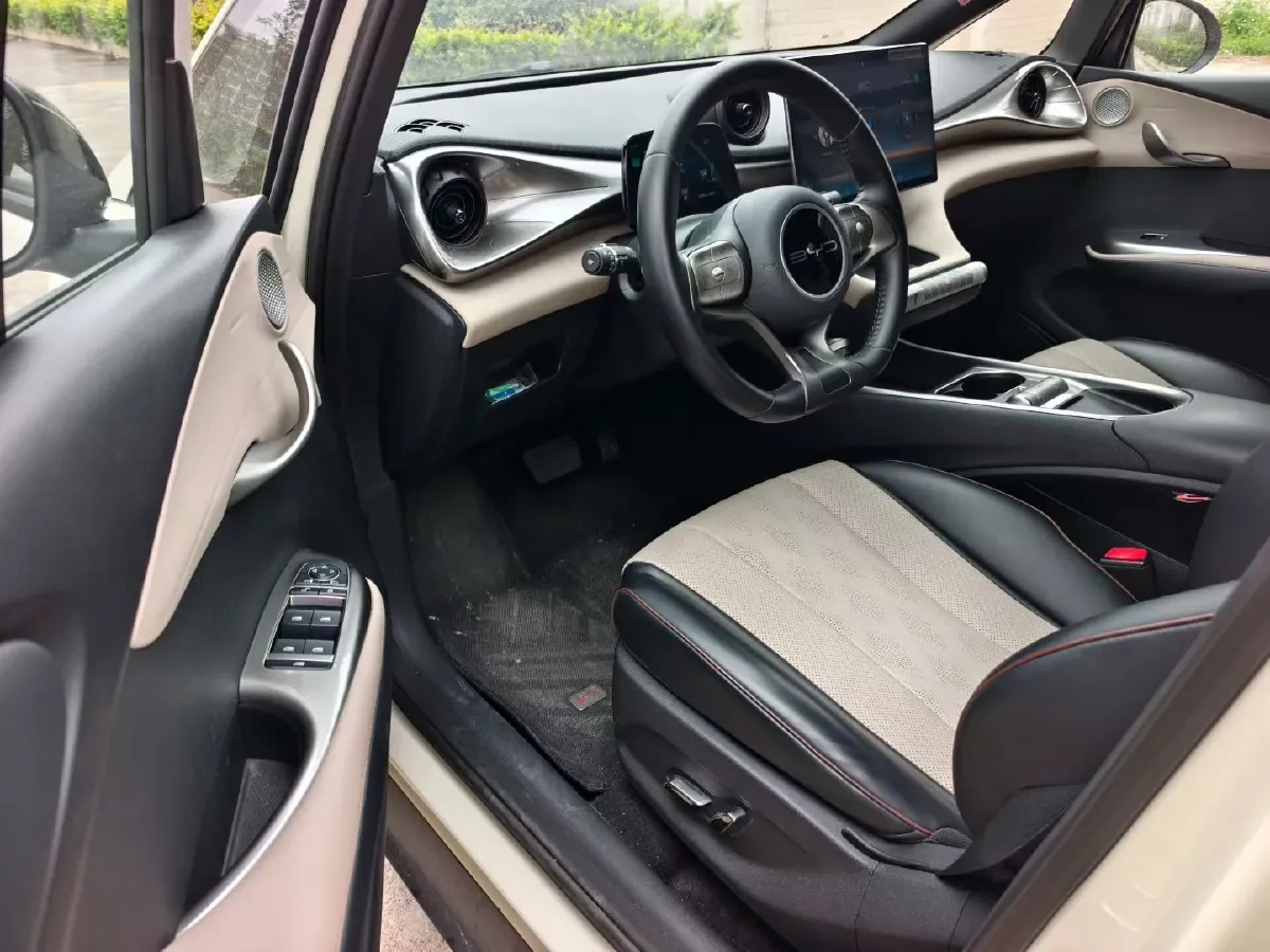 2024 BYD Dolphin BEV 44.928KWH,autocango,china used car exporter,china ev exporter,chinese used car exporter,chinese used ev exporter