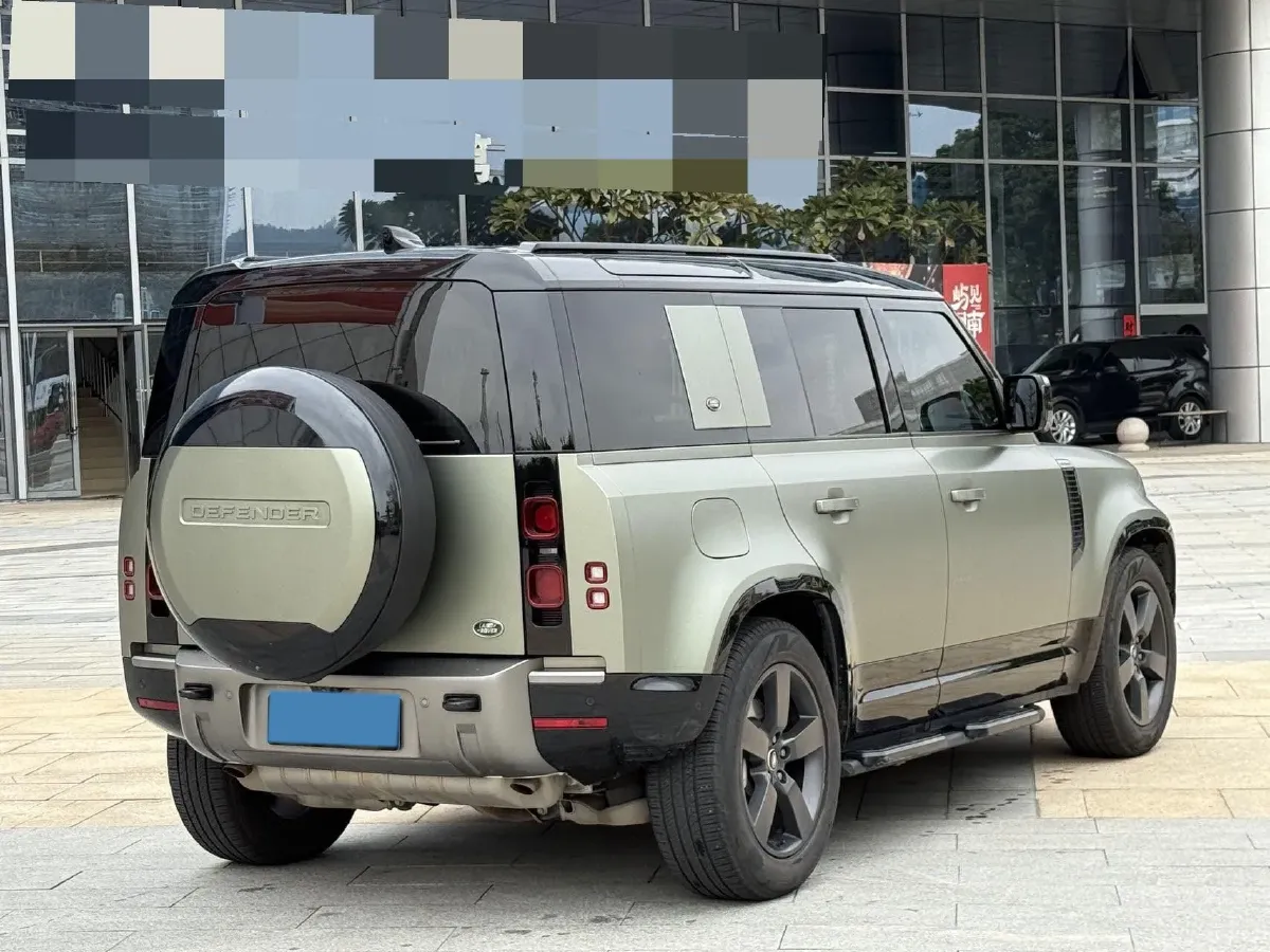 2024 Land Rover Defender 3.0T 400HP L6 8AT,autocango,china used car exporter,china ev exporter,chinese used car exporter,chinese used ev exporter