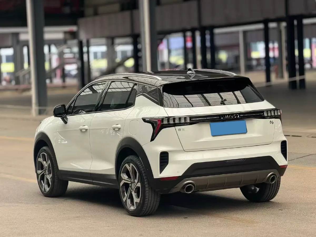 2023 LYNK&CO 06 1.5T 181HP L4 7DCT,autocango,china used car exporter,china ev exporter,chinese used car exporter,chinese used ev exporter