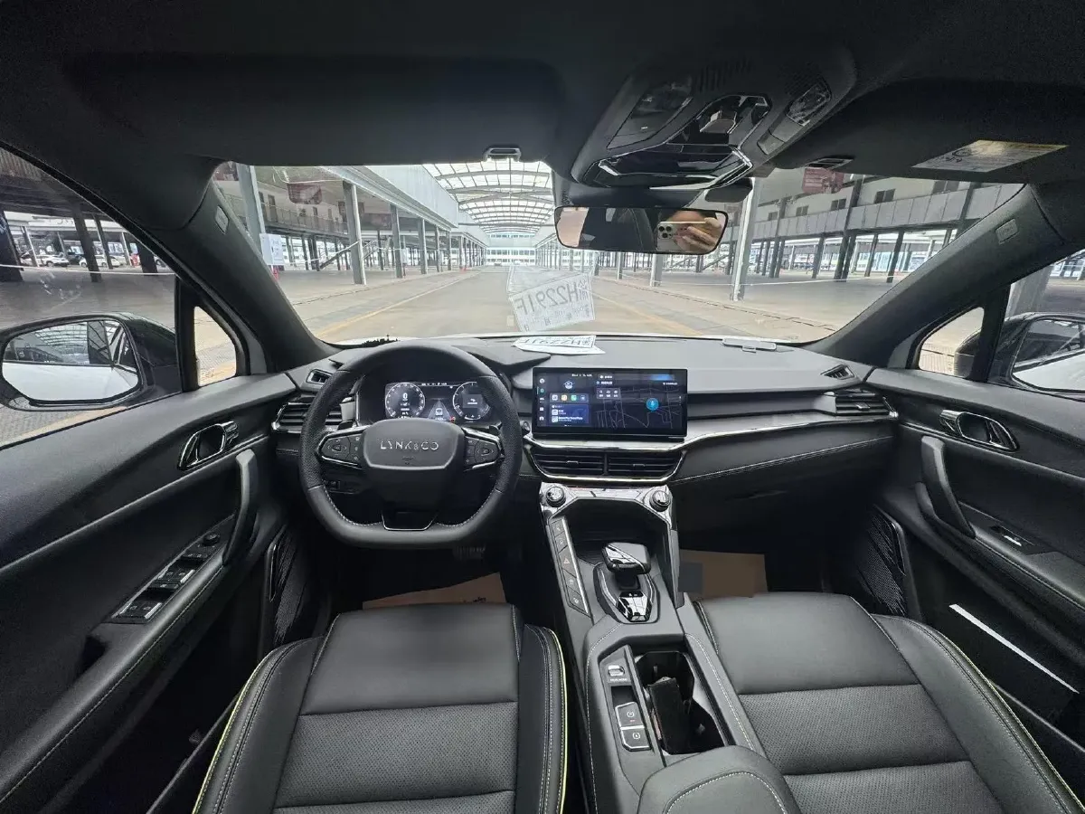 2023 LYNK&CO 06 1.5T 181HP L4 7DCT,autocango,china used car exporter,china ev exporter,chinese used car exporter,chinese used ev exporter